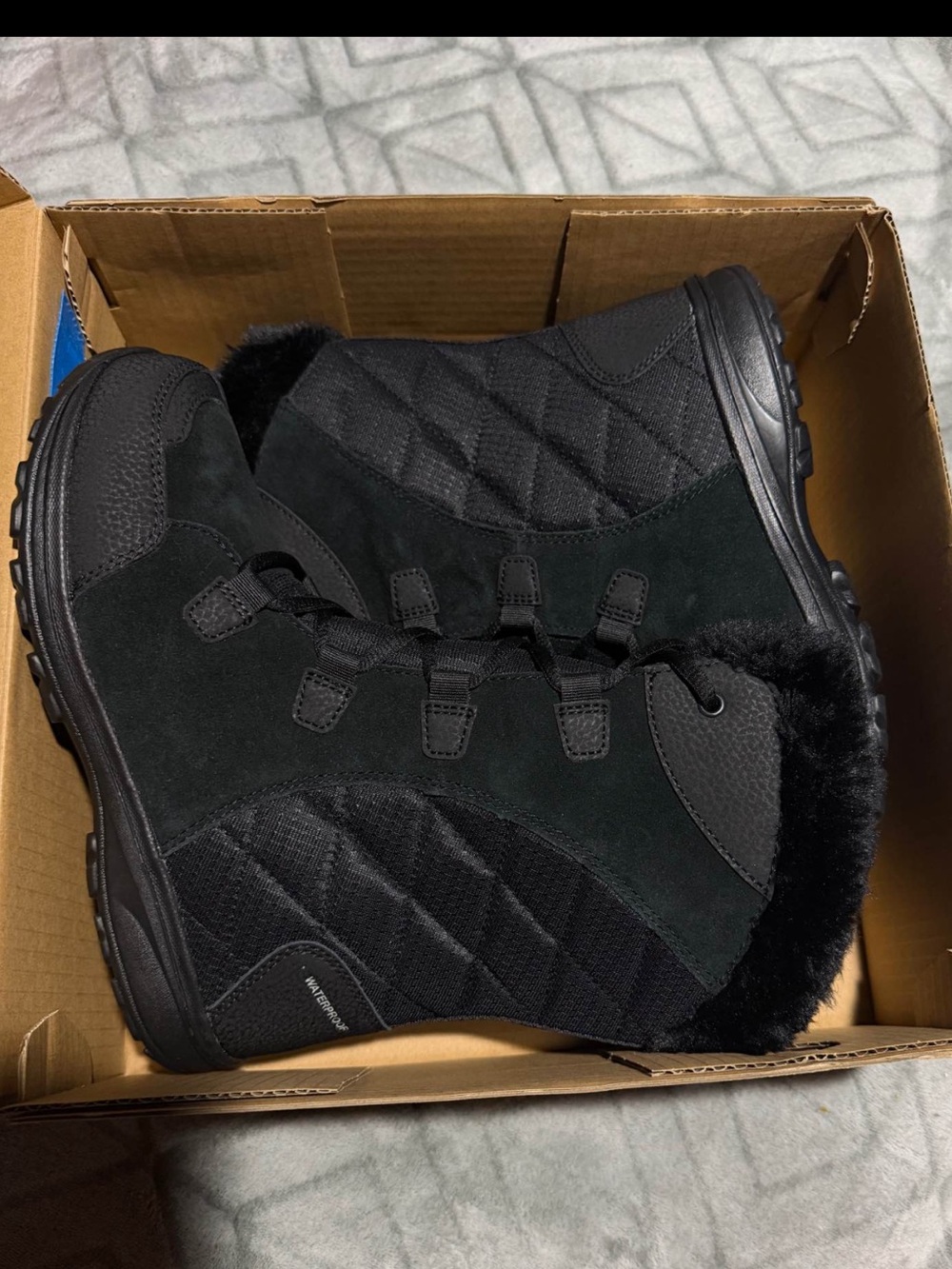 Columbia Ice Maiden II Women’s Winter Boots 6.5